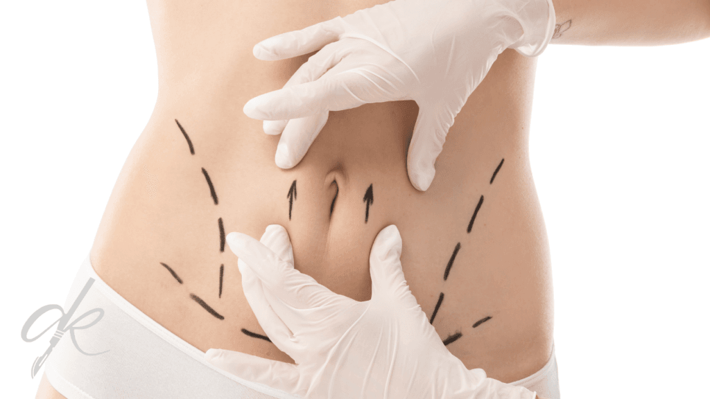 What are the differences between mini abdominoplasty and full abdominoplasty?